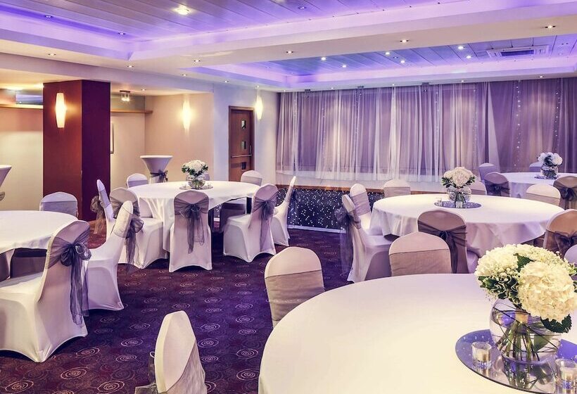 בית מלון כפרי Mercure Glasgow City