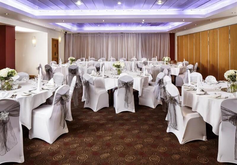 בית מלון כפרי Mercure Glasgow City