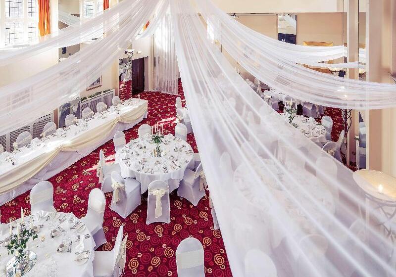 ホテル Mercure Leeds Parkway