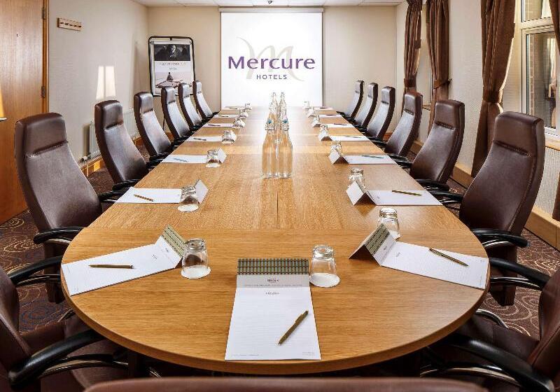ホテル Mercure Leeds Parkway
