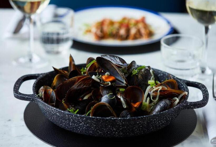 호텔 The Retreat, Elcot Park