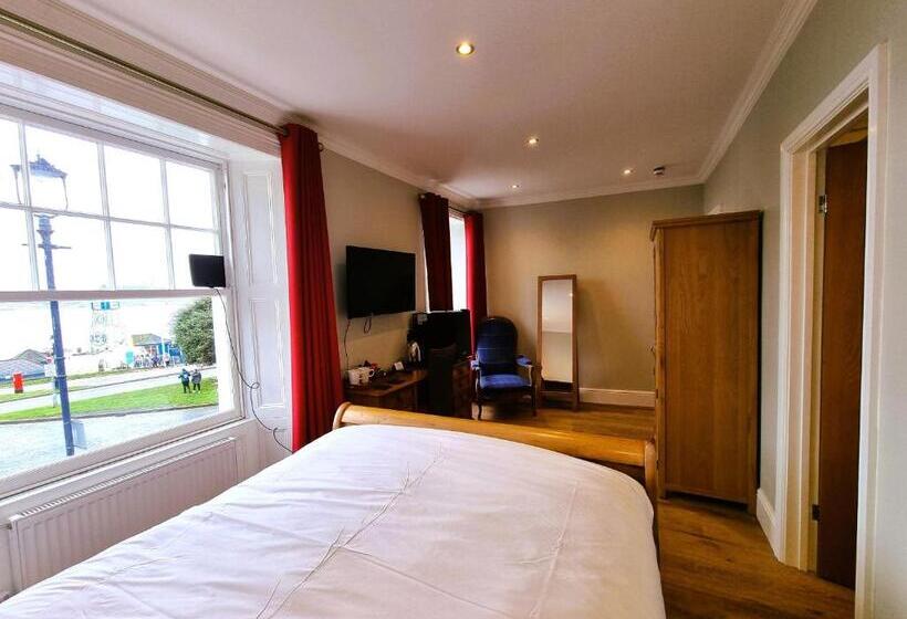 Отель Min Y Don Llandudno