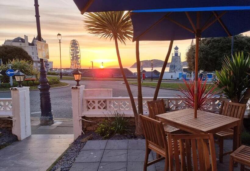 Отель Min Y Don Llandudno