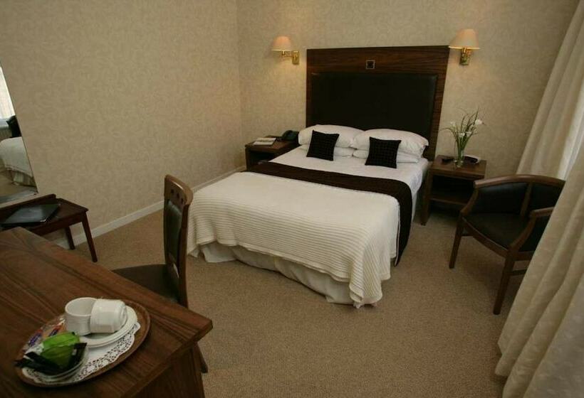 בית מלון כפרי The New County