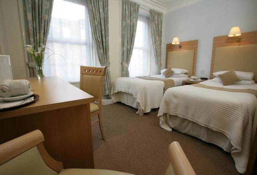 בית מלון כפרי The New County