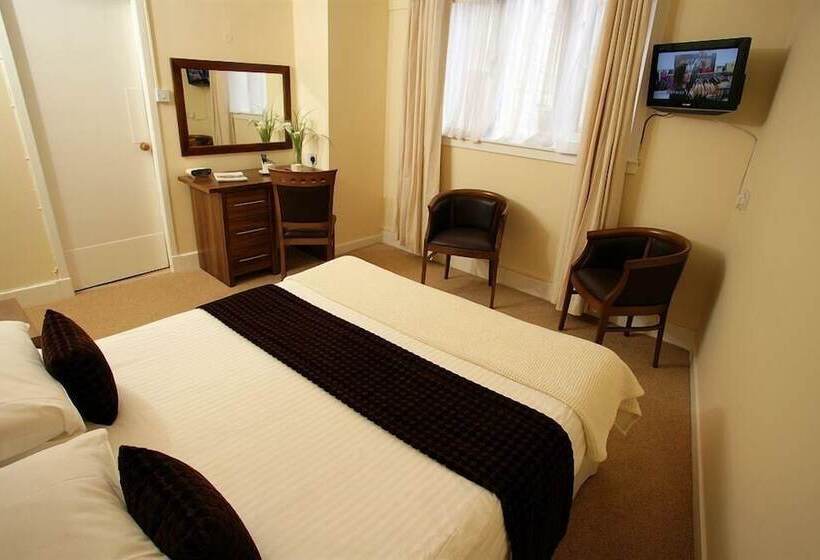 בית מלון כפרי The New County