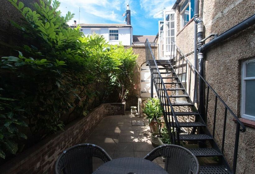 New Steine Hotel B&b