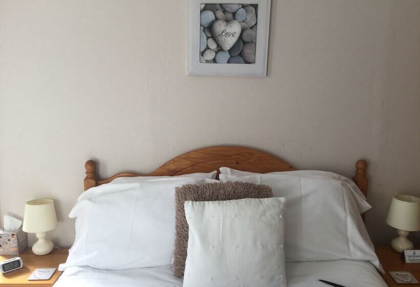 호텔 Newburgh Guesthouse