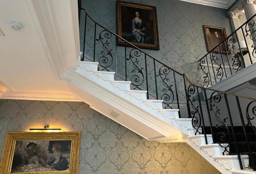 هتل No. 30 Knightsbridge