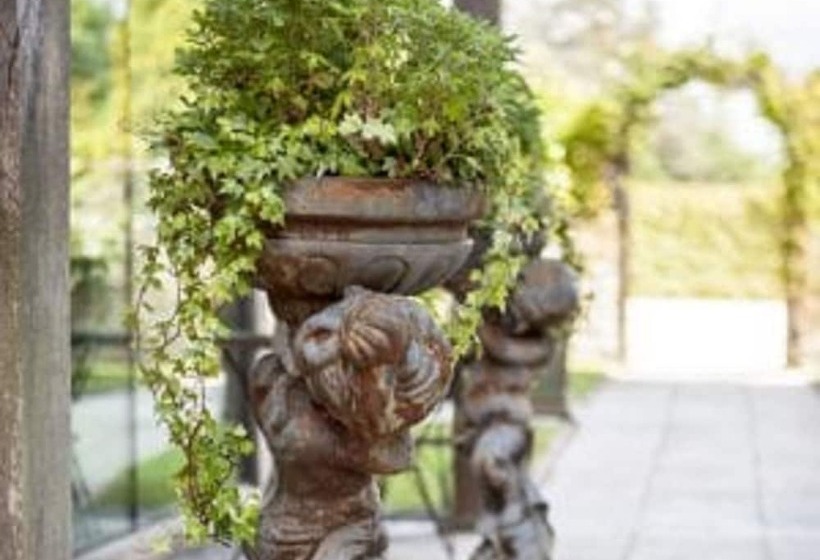 فندق Northover Manor