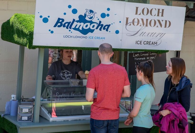 فندق Oak Tree Inn