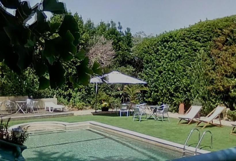 酒店 Oaklands House  Adults Only