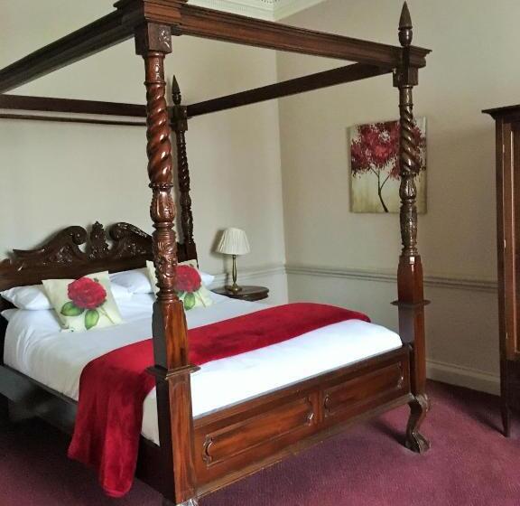 فندق Old Bull Inn