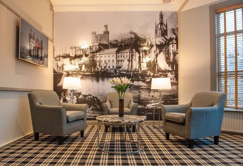 בית מלון כפרי Osborne