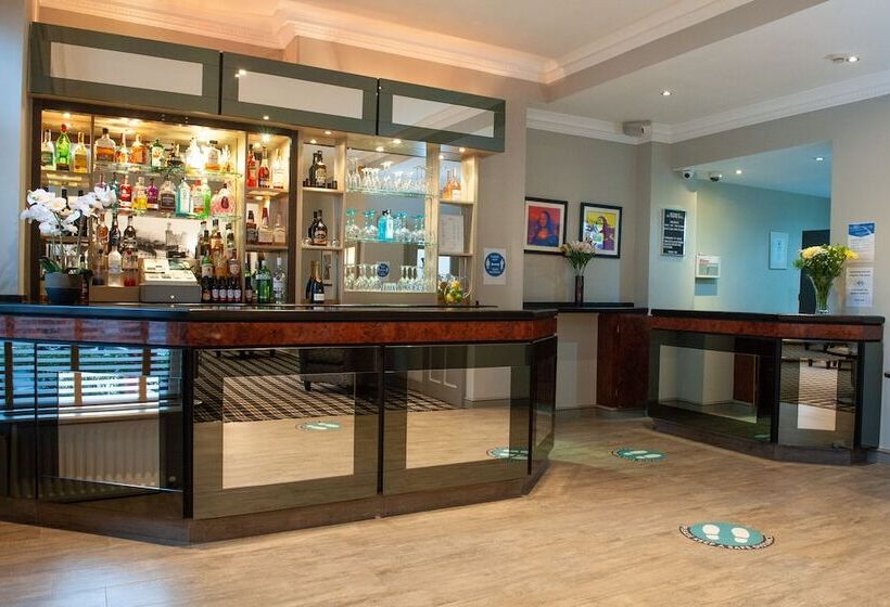 בית מלון כפרי Osborne