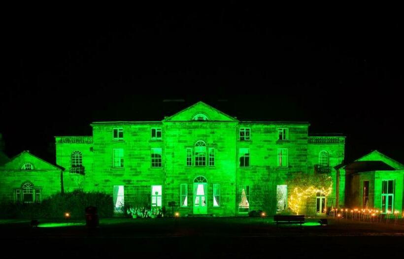 Отель Oswald House