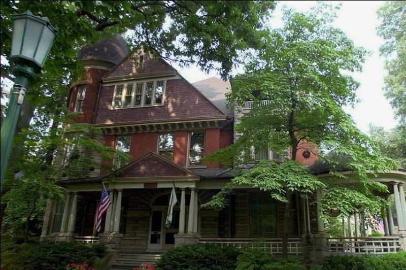 Отель Paddocks House