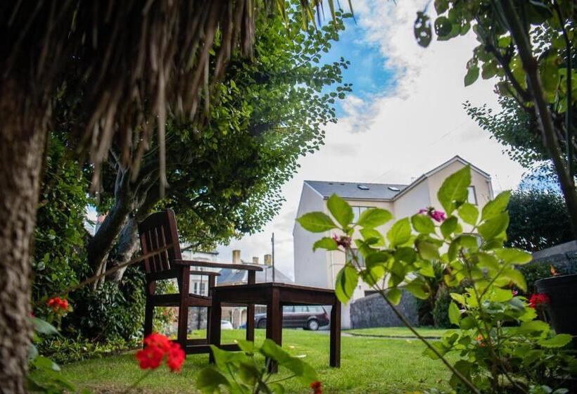 בית מלון כפרי Richmond