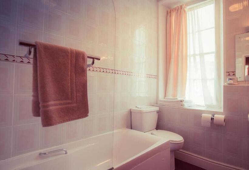 בית מלון כפרי Richmond