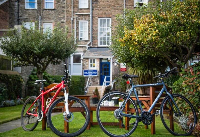 בית מלון כפרי Richmond