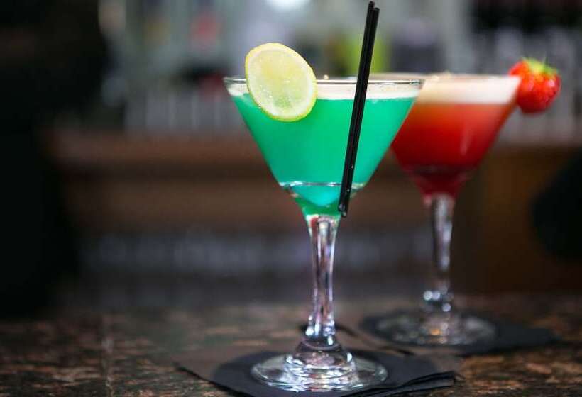 בית מלון כפרי The Royal Highland