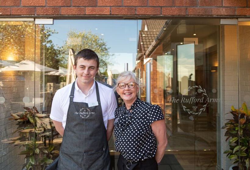Отель Rufford Arms