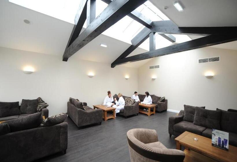 فندق ريفى The Parsonage Hotel & Spa