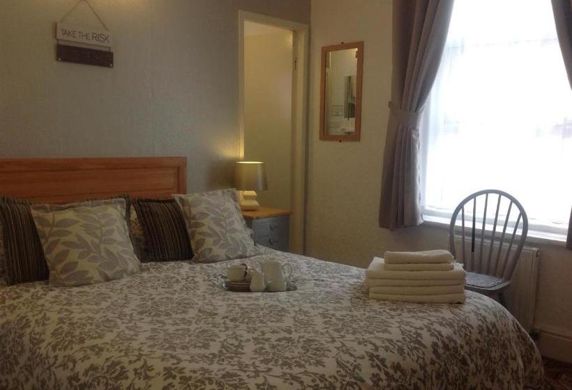 Отель The Rutland