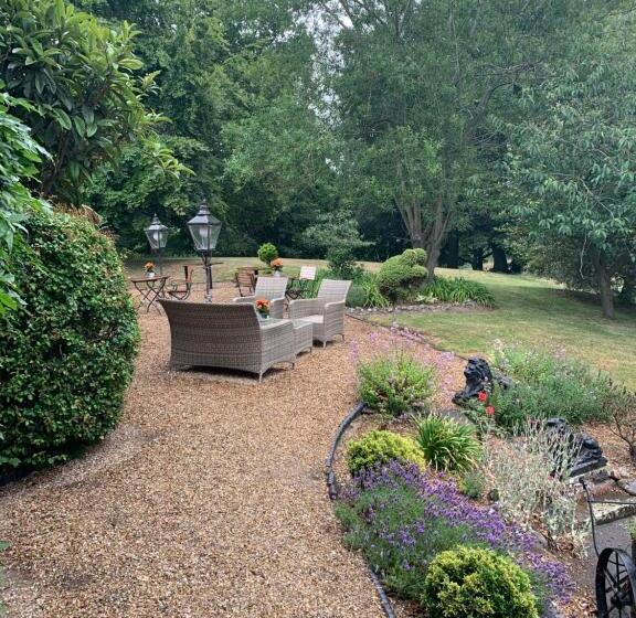 酒店 Scarborough Hill Country Inn