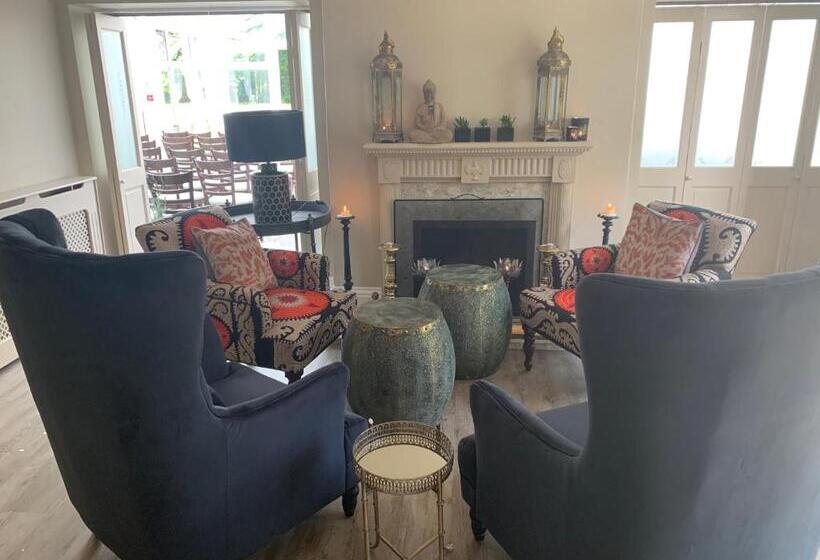 酒店 Scarborough Hill Country Inn