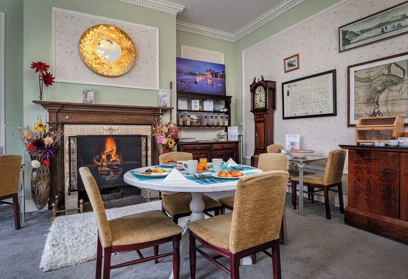 Отель Serenity Guest House