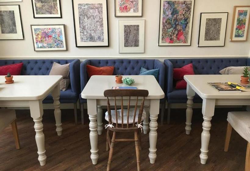 בית מלון כפרי The Parisi