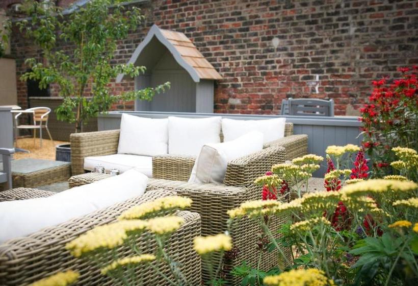 בית מלון כפרי The Parisi