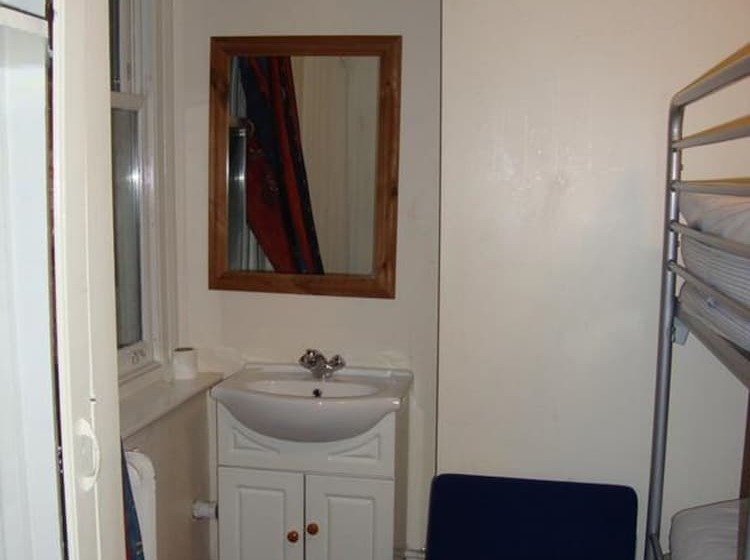 فندق Strand Continental   Hostel