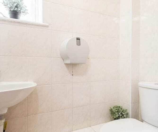 فندق Strand Continental   Hostel