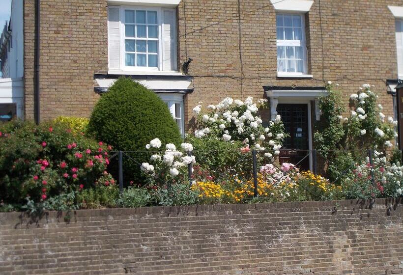 ホテル The Beaumont