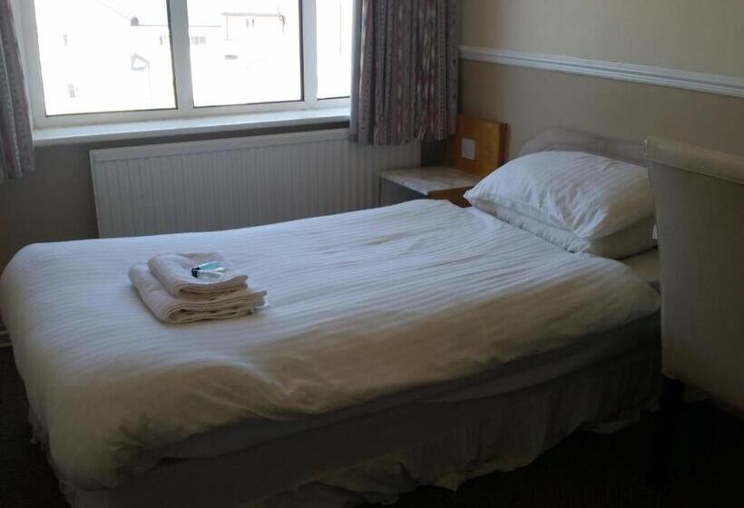 Отель The Bridge