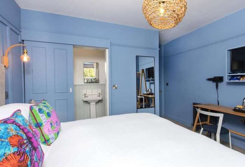 Отель The Broadmead