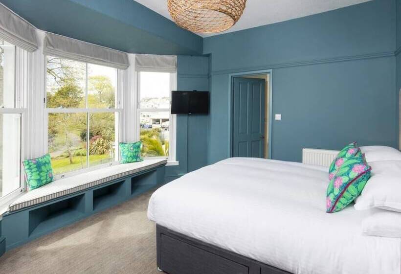 Отель The Broadmead