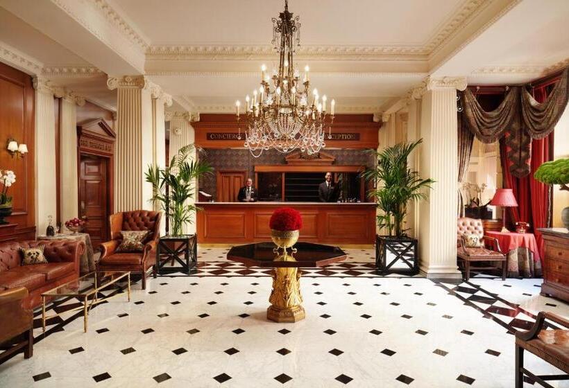 בית מלון כפרי The Chesterfield Mayfair