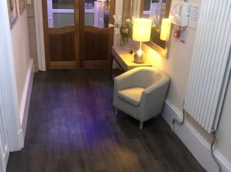 Отель The Claremont Preston