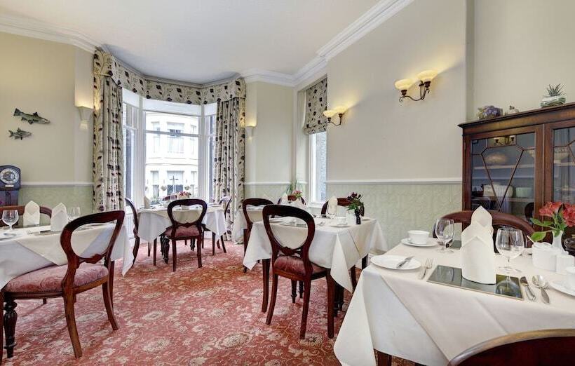 호텔 The Edwardene