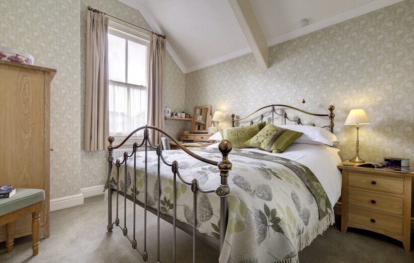 호텔 The Edwardene