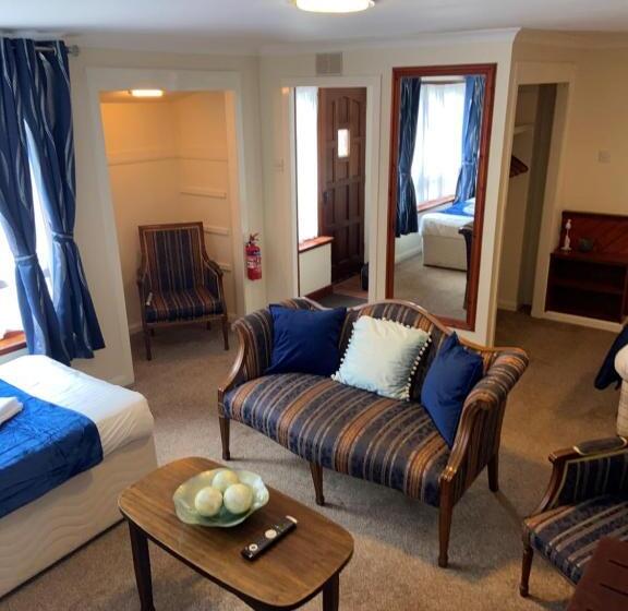 The Bein Inn Hotel & Restaurant