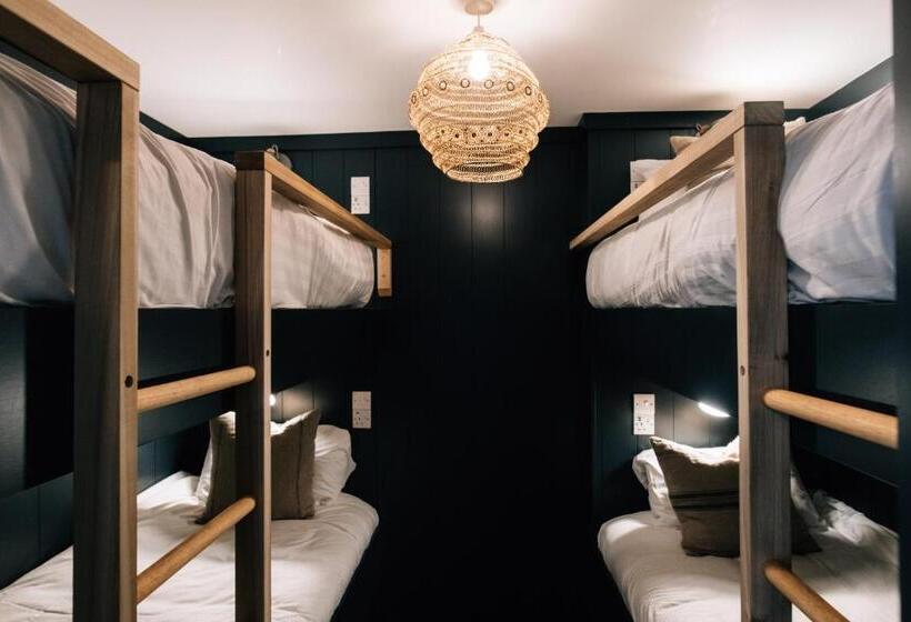 호텔 The Fullerton Arms