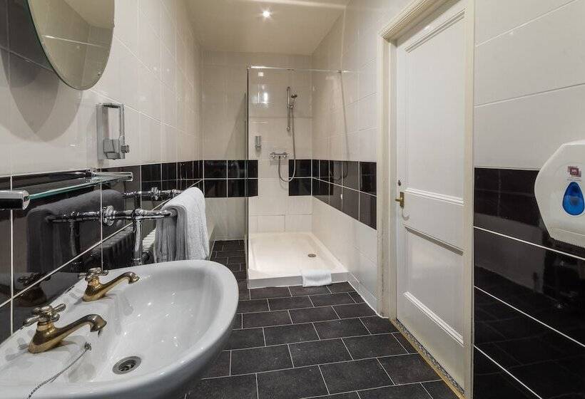 Отель The George