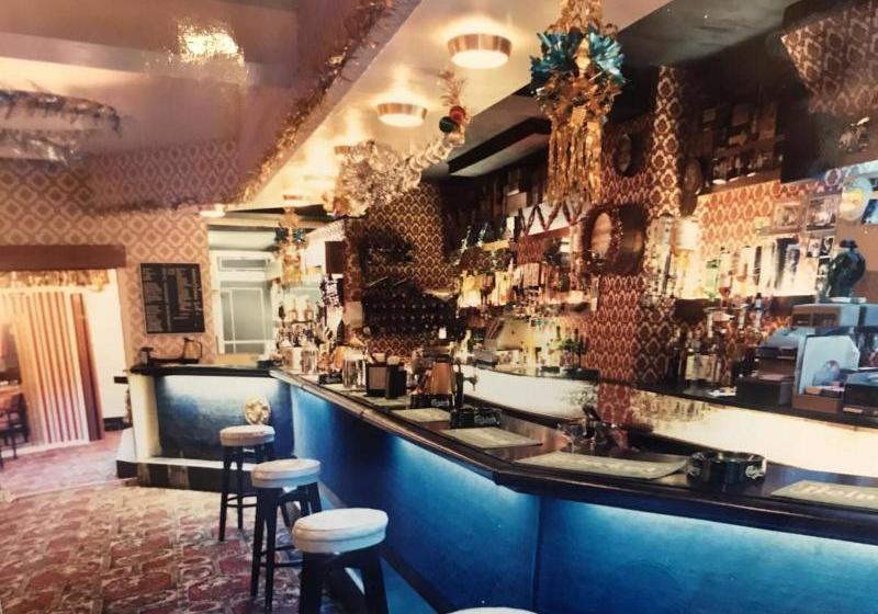 Отель The Glenwood