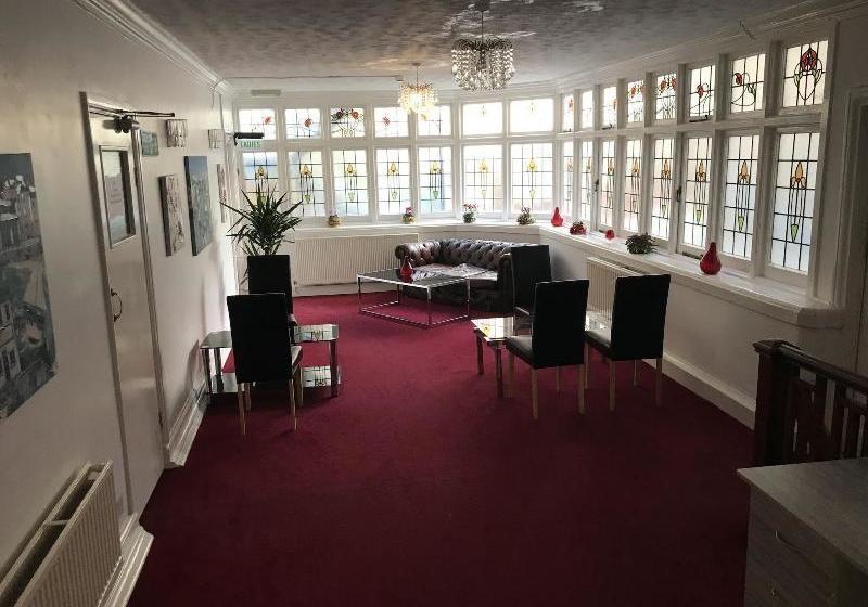 Отель The Glenwood