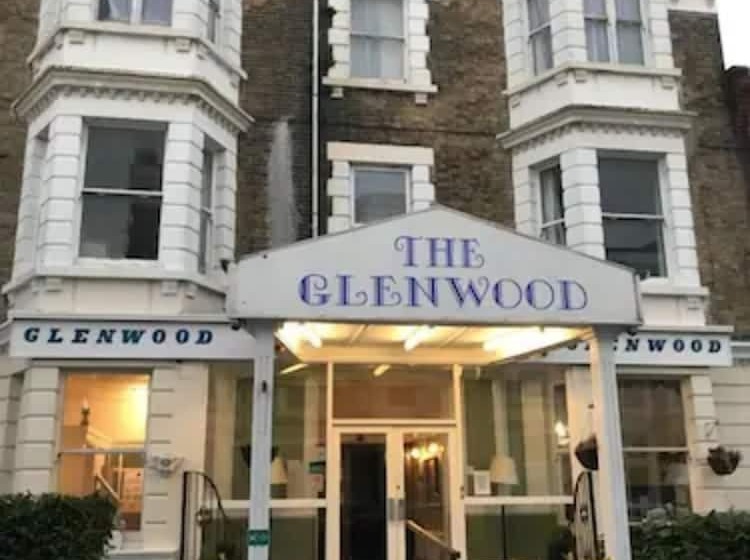Отель The Glenwood