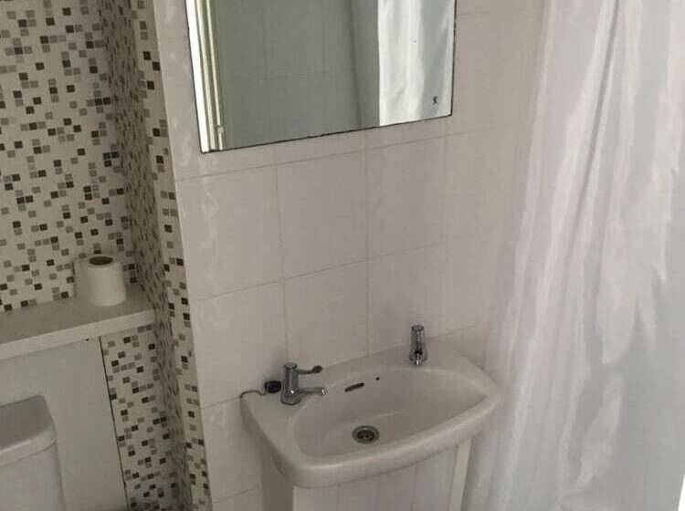 Отель The Glenwood